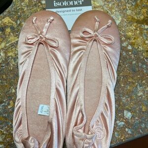 Isotoner Women's Pink Ballet Flats